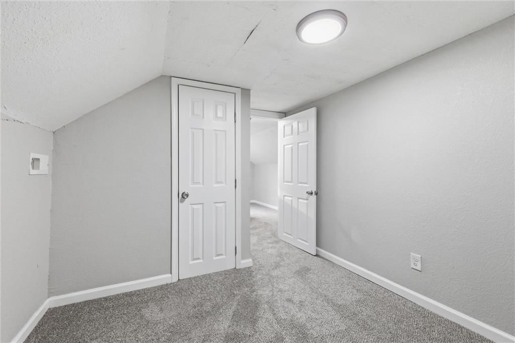 4115 E Linwood Boulevard — photo 23