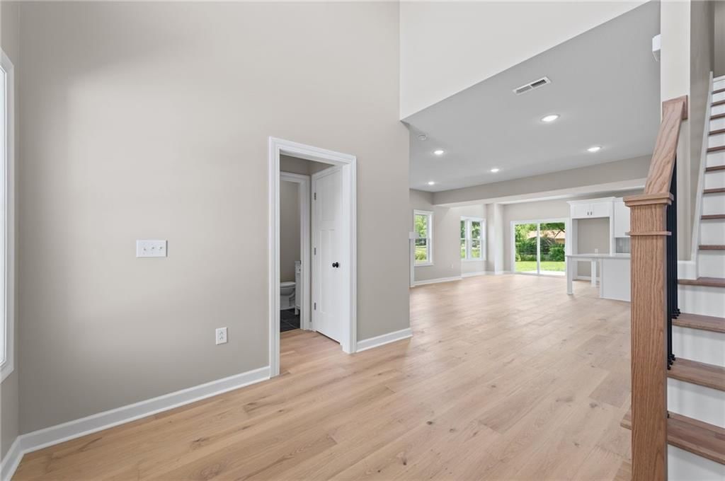 420 N Groat Street — photo 7