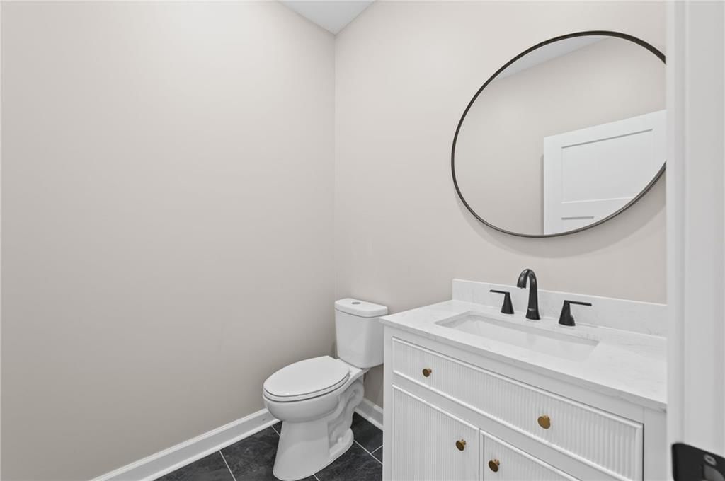 420 N Groat Street — photo 8