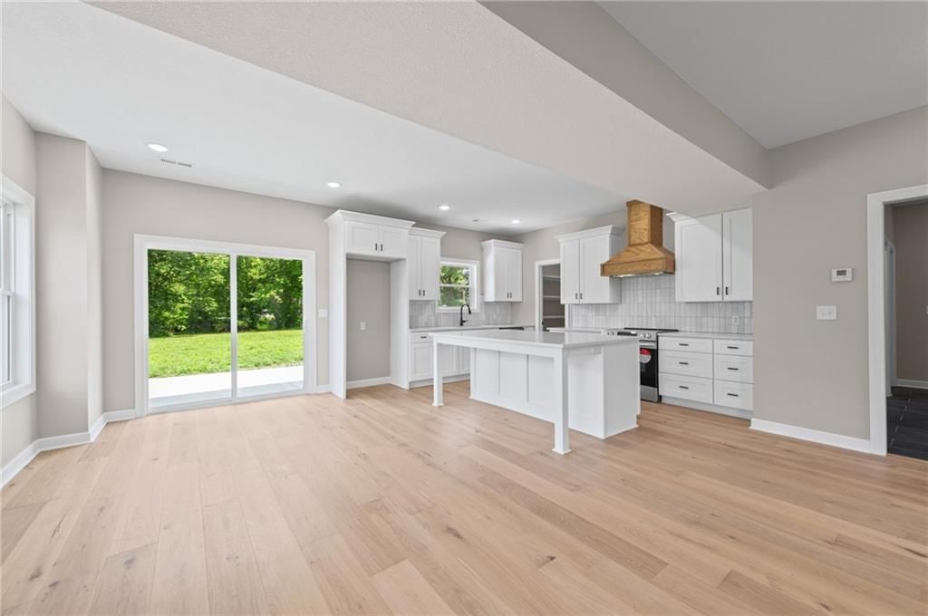 420 N Groat Street — photo 12