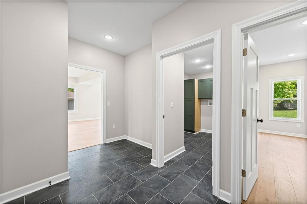 420 N Groat Street — photo 19