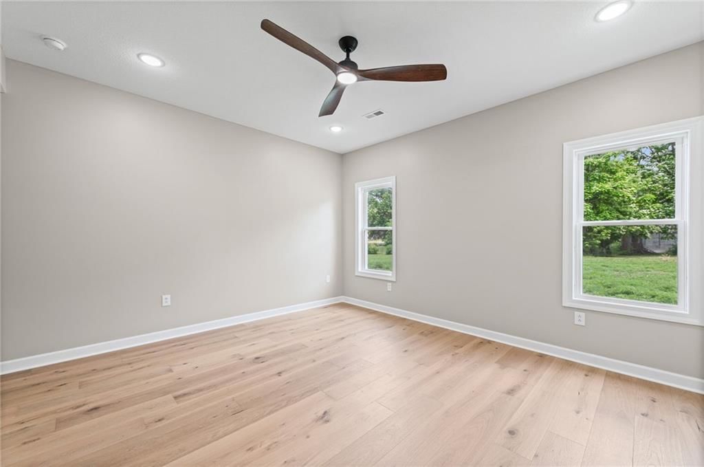 420 N Groat Street — photo 22