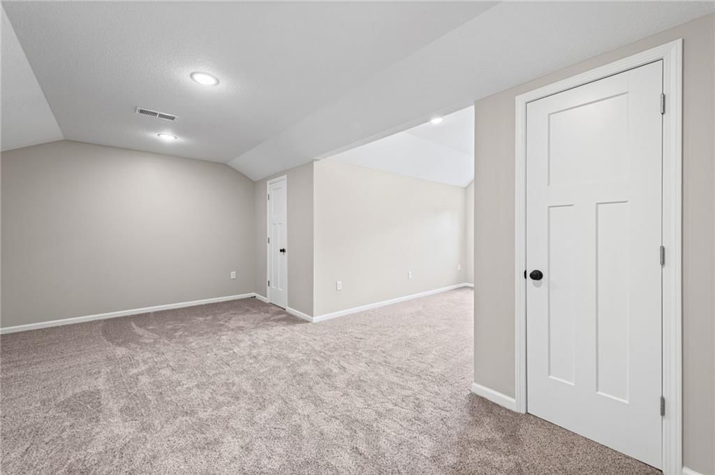 420 N Groat Street — photo 36