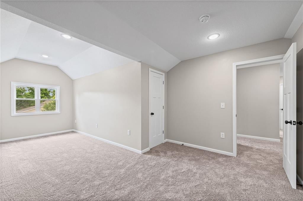 420 N Groat Street — photo 38