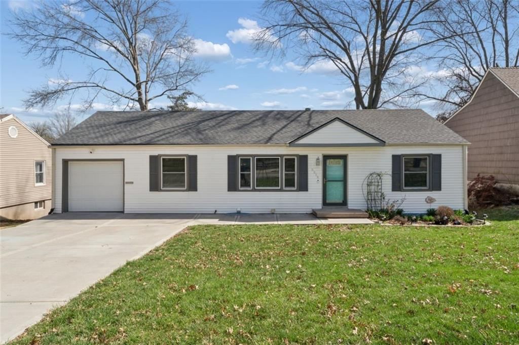 5515 Granada Street, Roeland Park, KS