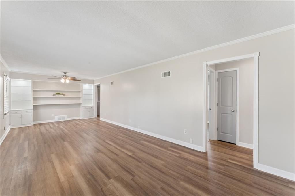 5515 Granada Street — photo 4