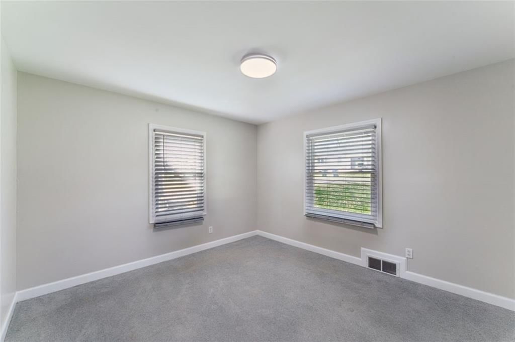 5515 Granada Street — photo 16