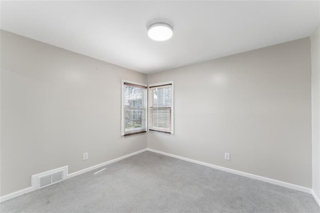 5515 Granada Street — photo 20