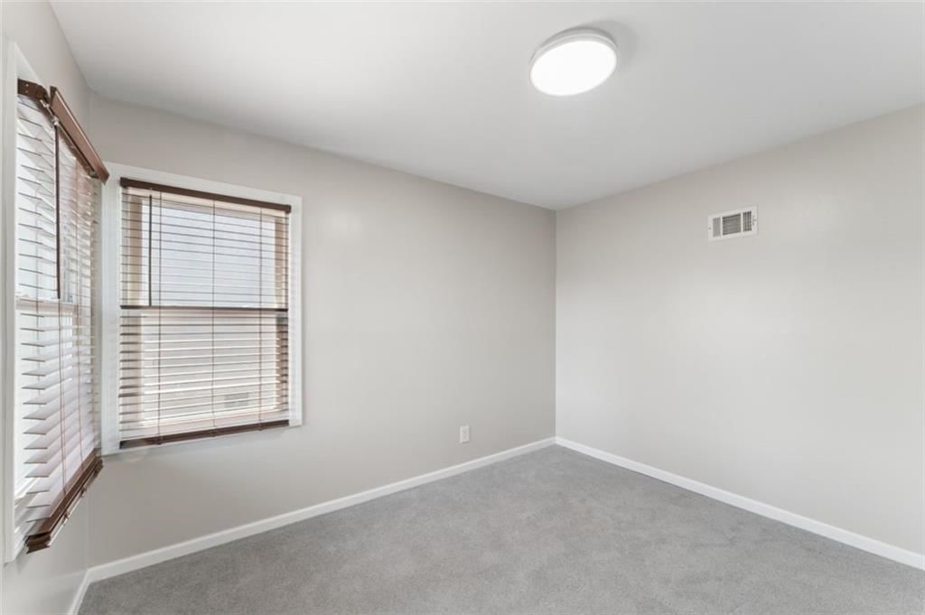 5515 Granada Street — photo 22