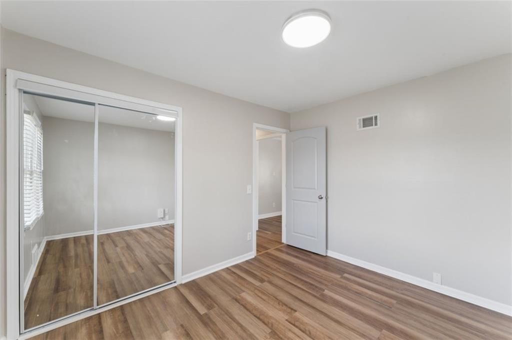 5515 Granada Street — photo 25