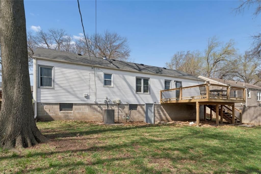 5515 Granada Street — photo 34