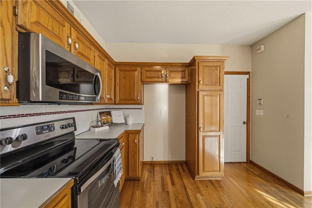 15315 W 150th Street — photo 19