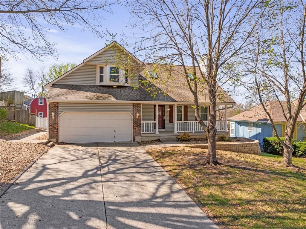 4108 Briarwood Drive, Blue Springs, MO