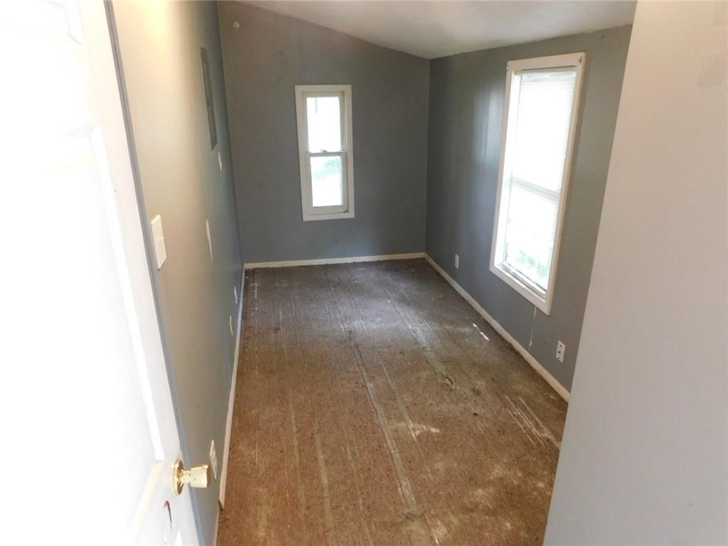 305 E Forest Street — photo 8