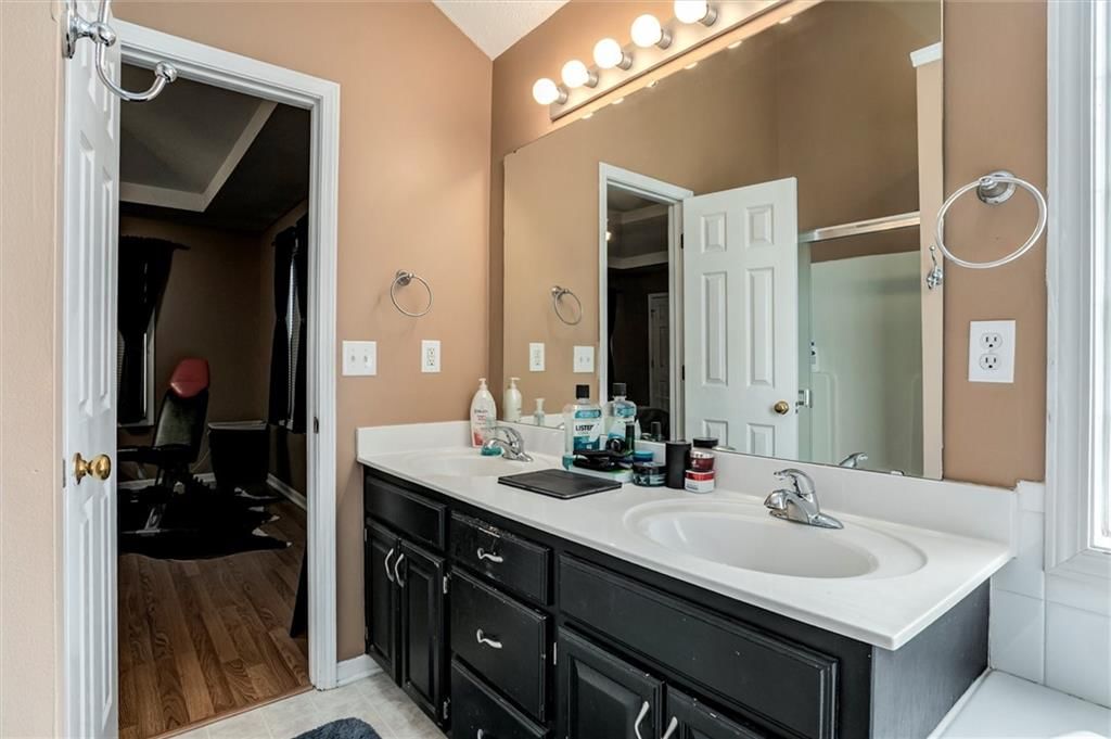 907 SPRUCE Drive — photo 12