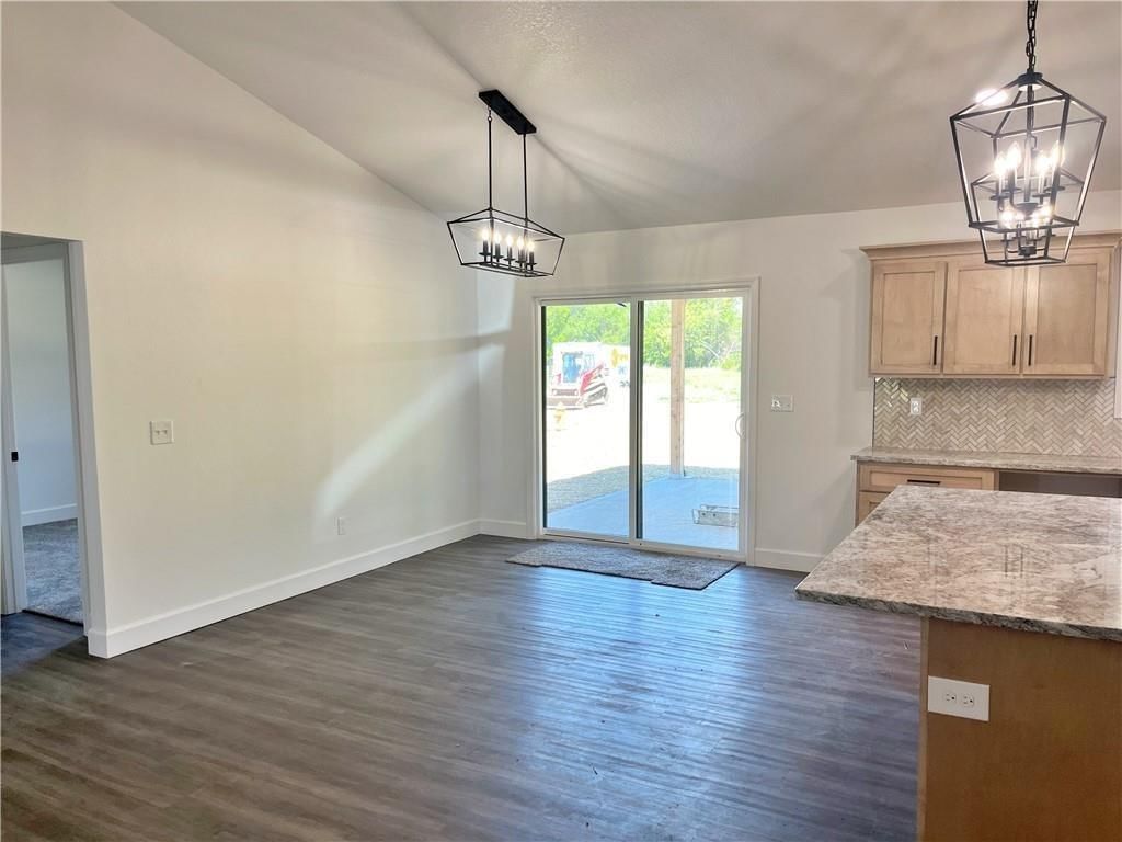 2101 E Cow Creek Lane — photo 4