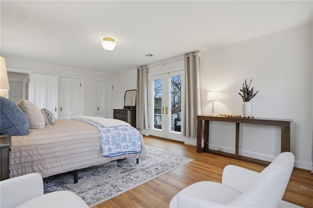 425 W 49th Terrace — photo 31