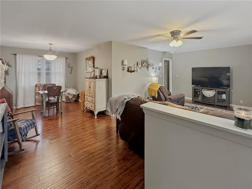 241 Southwest Drive — photo 5