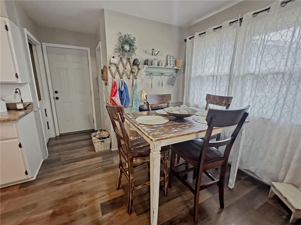 241 Southwest Drive — photo 14