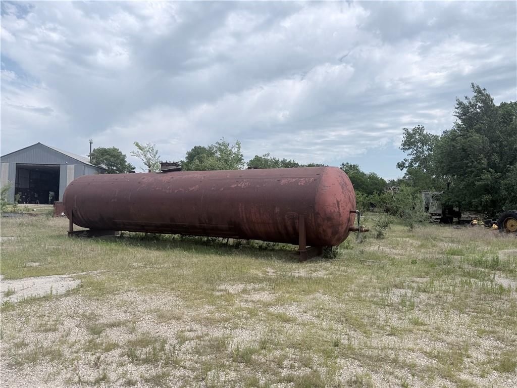 5886 CR 3570 Road — photo 29