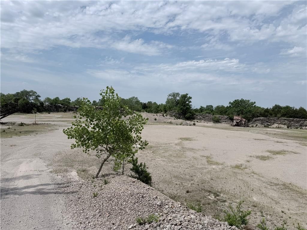 5886 CR 3570 Road — photo 51