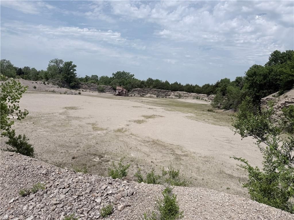 5886 CR 3570 Road — photo 52
