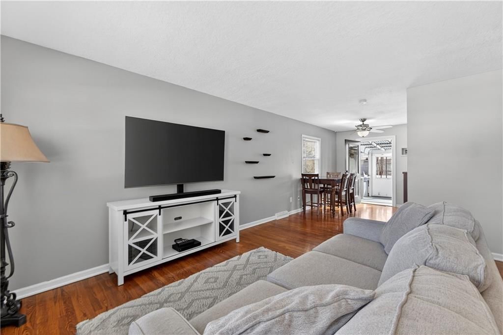9229 W 100th Terrace — photo 15
