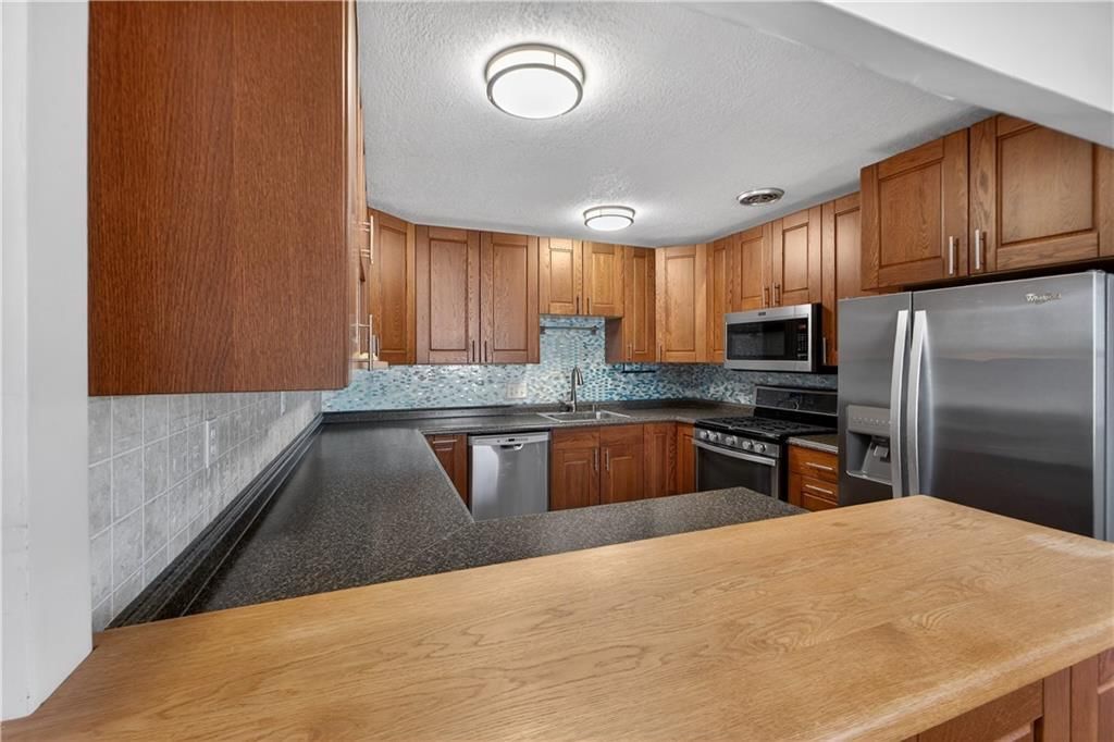9229 W 100th Terrace — photo 18