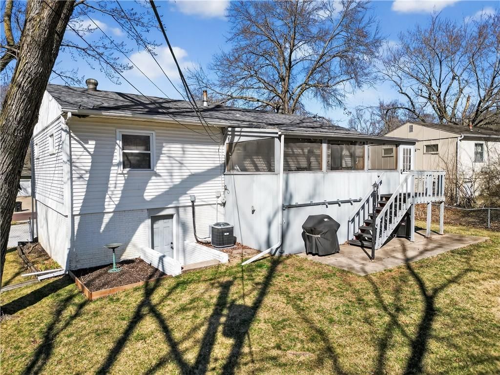 9229 W 100th Terrace — photo 59