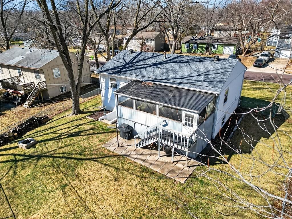 9229 W 100th Terrace — photo 61