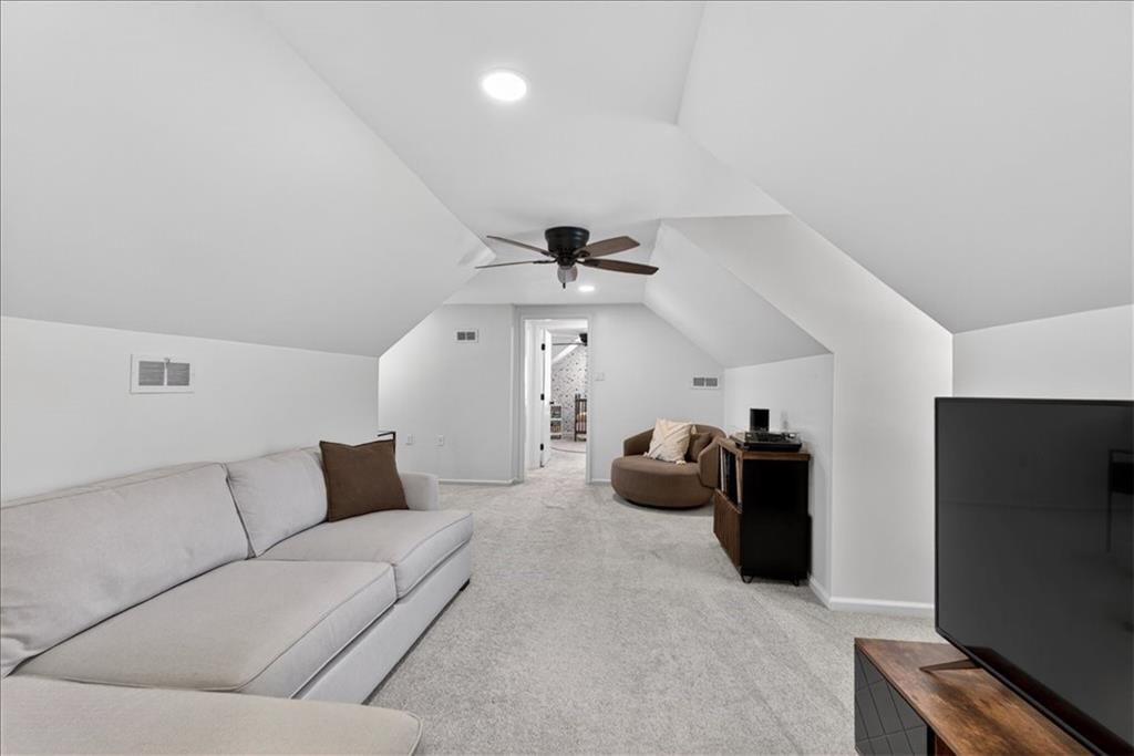 6014 W 68th Street — photo 28