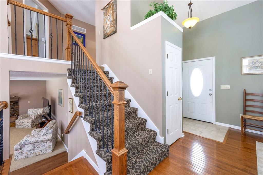 648 SE Ashton Drive — photo 6