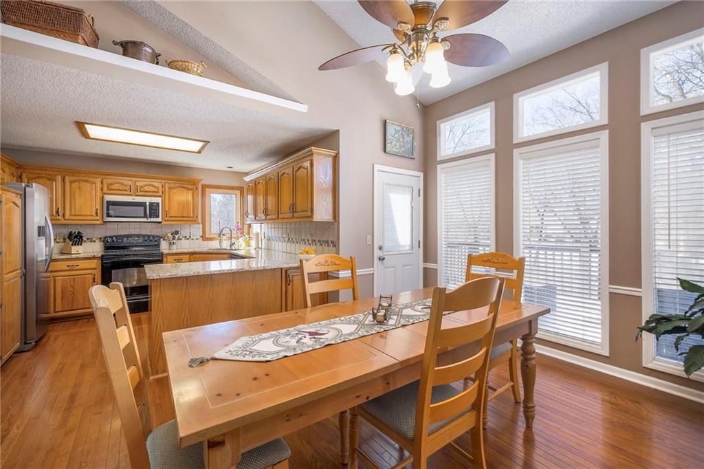 648 SE Ashton Drive — photo 9