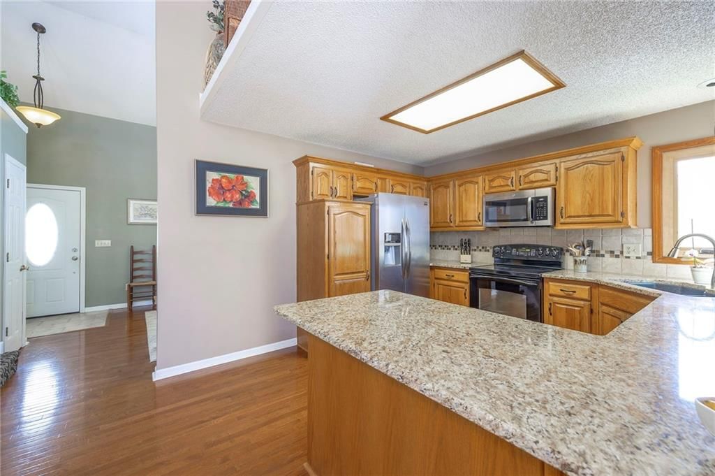 648 SE Ashton Drive — photo 12