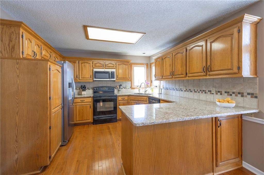 648 SE Ashton Drive — photo 13
