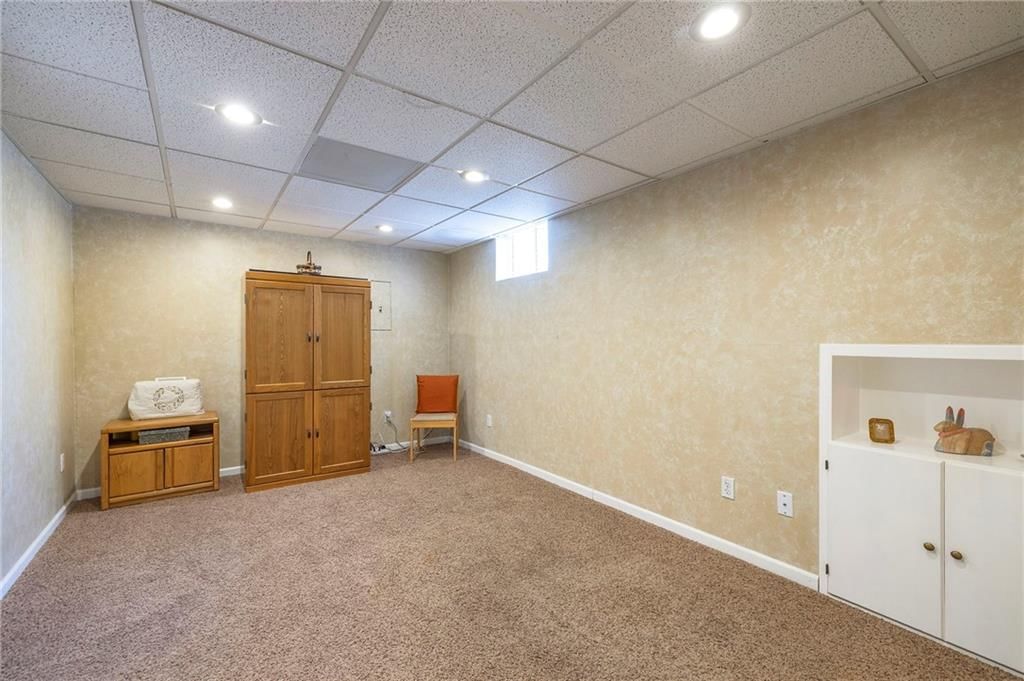 648 SE Ashton Drive — photo 31