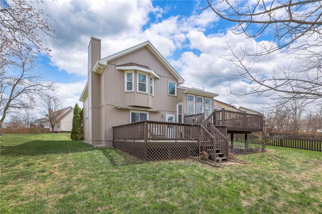 648 SE Ashton Drive — photo 32
