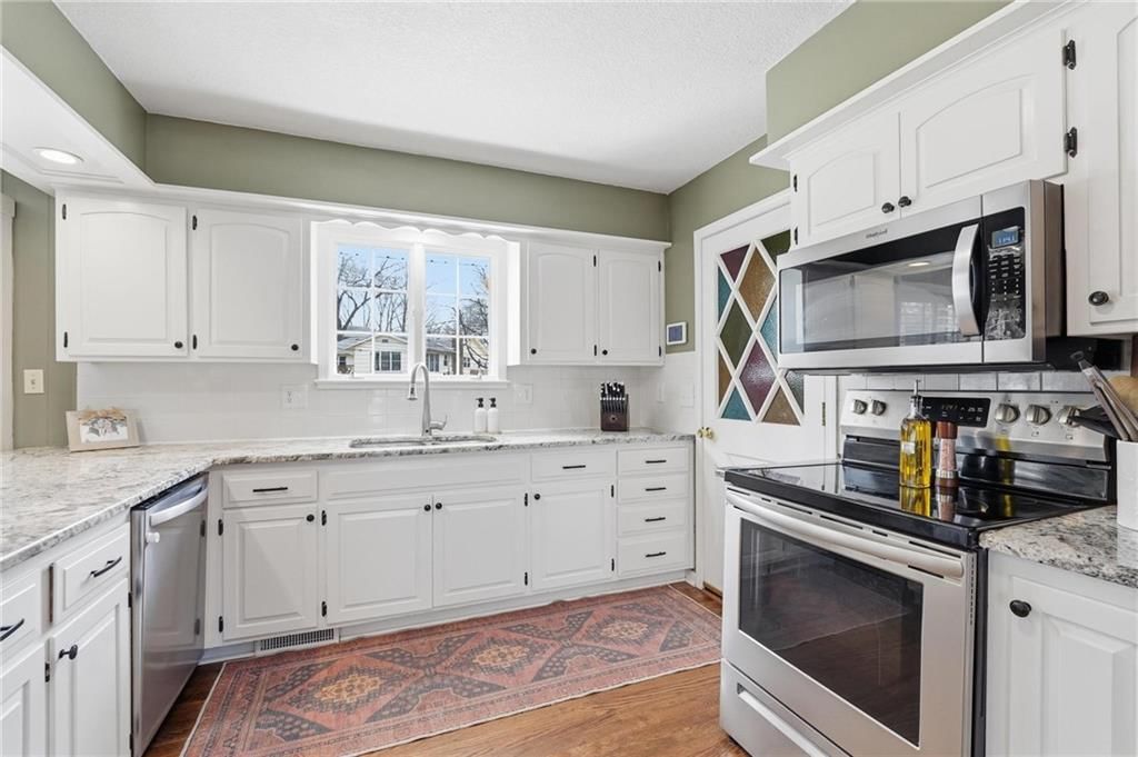 3513 W 47 Street — photo 9