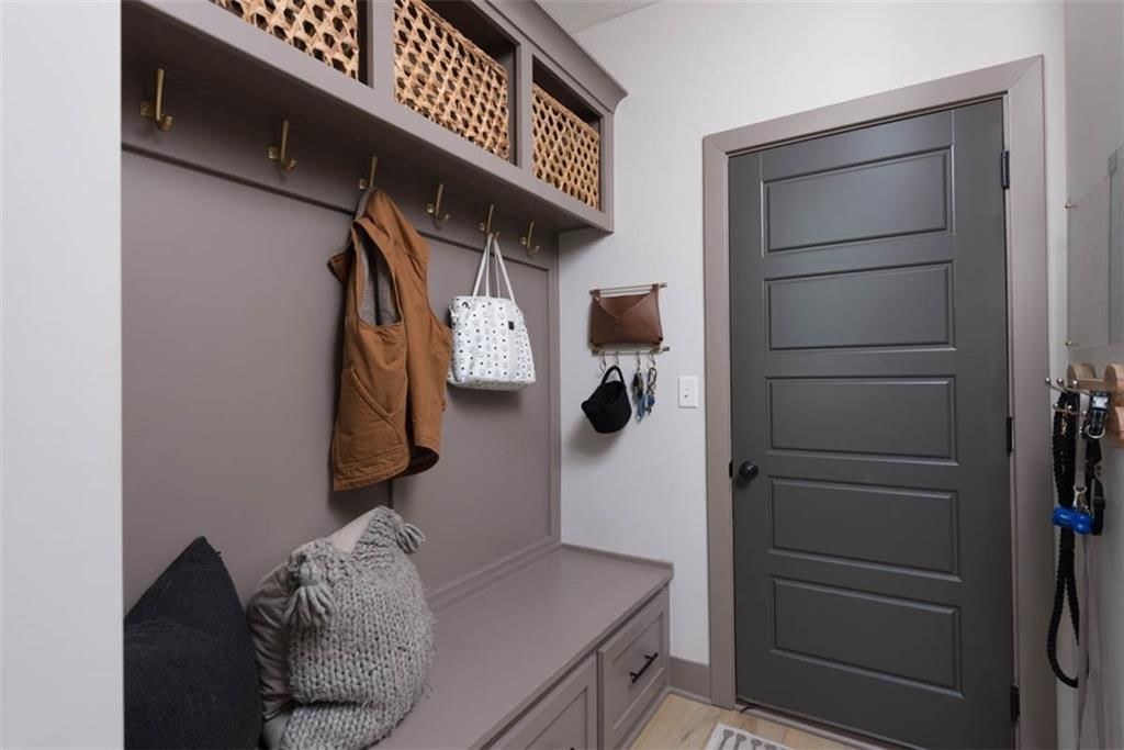 1101 SW Brookside Court — photo 17
