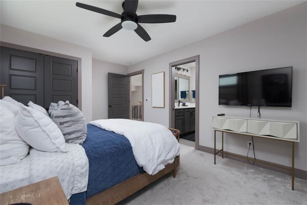 1101 SW Brookside Court — photo 32