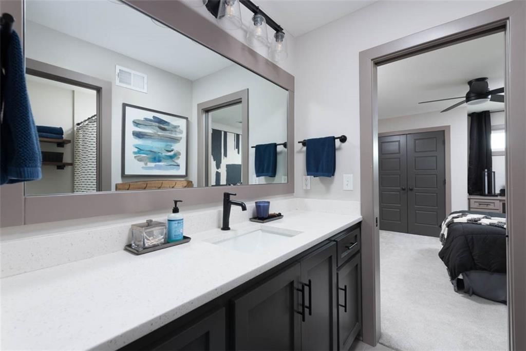 1101 SW Brookside Court — photo 33
