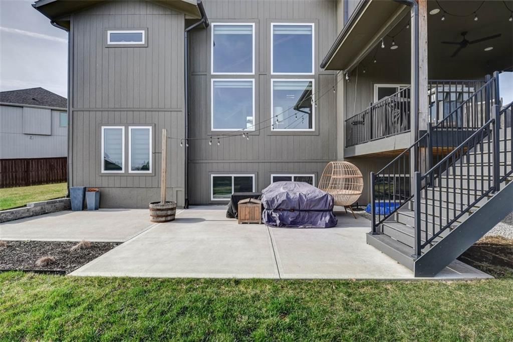 1101 SW Brookside Court — photo 55