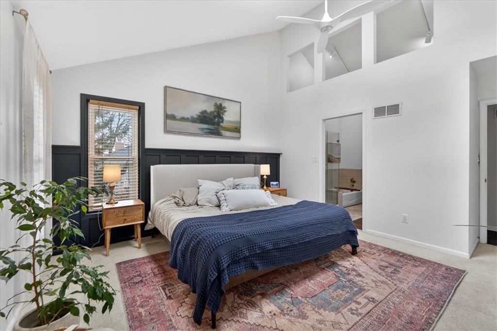 607 NE Pinehurst Street — photo 15