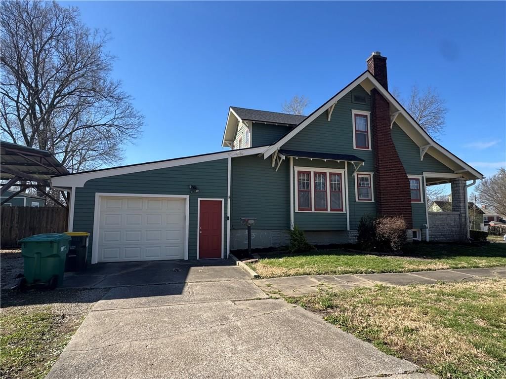301 S Castle Street — photo 36