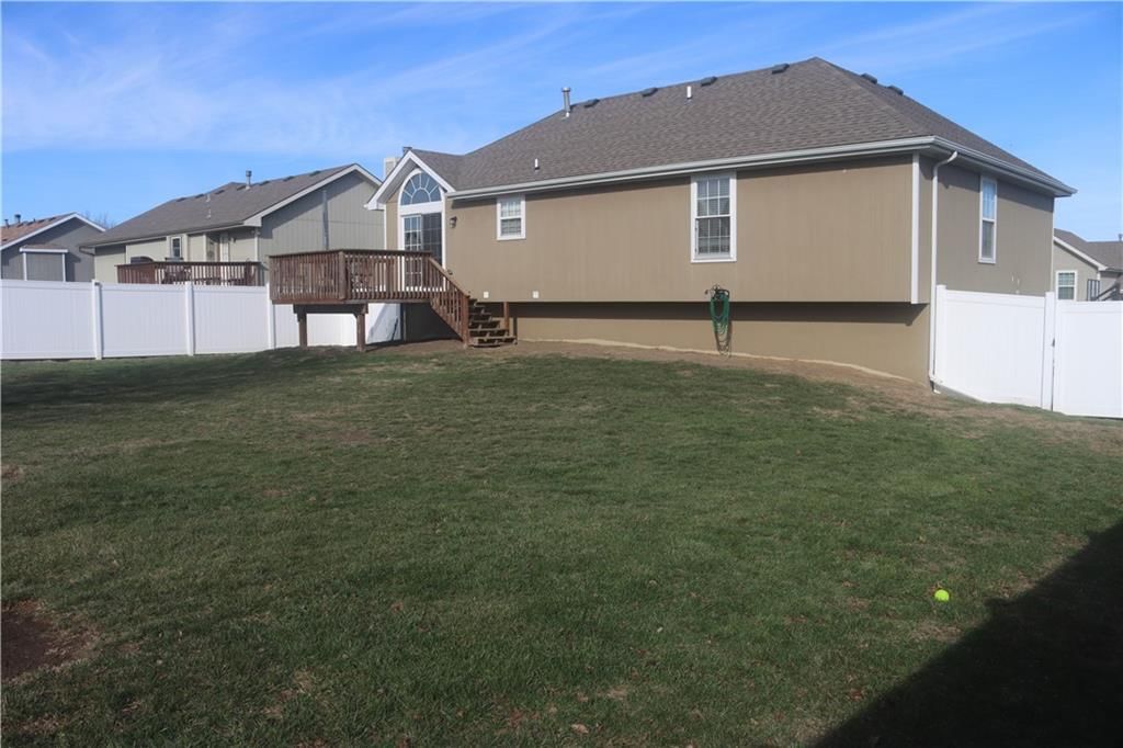 1003 Rosewood Drive — photo 9