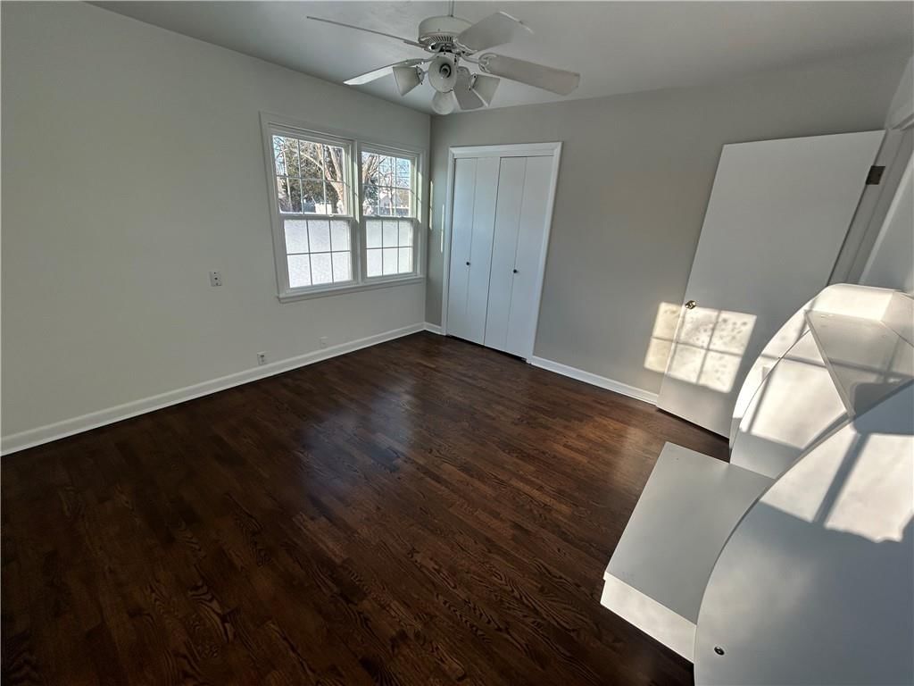 402 N Lee Street — photo 12