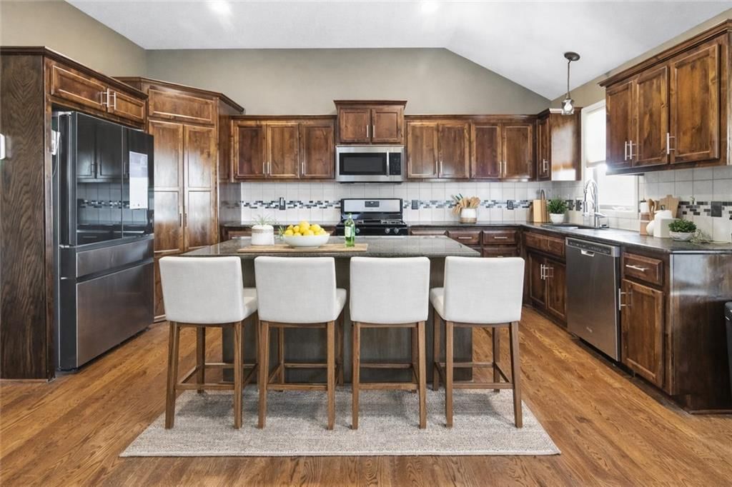 11104 N Belleview Avenue — photo 4