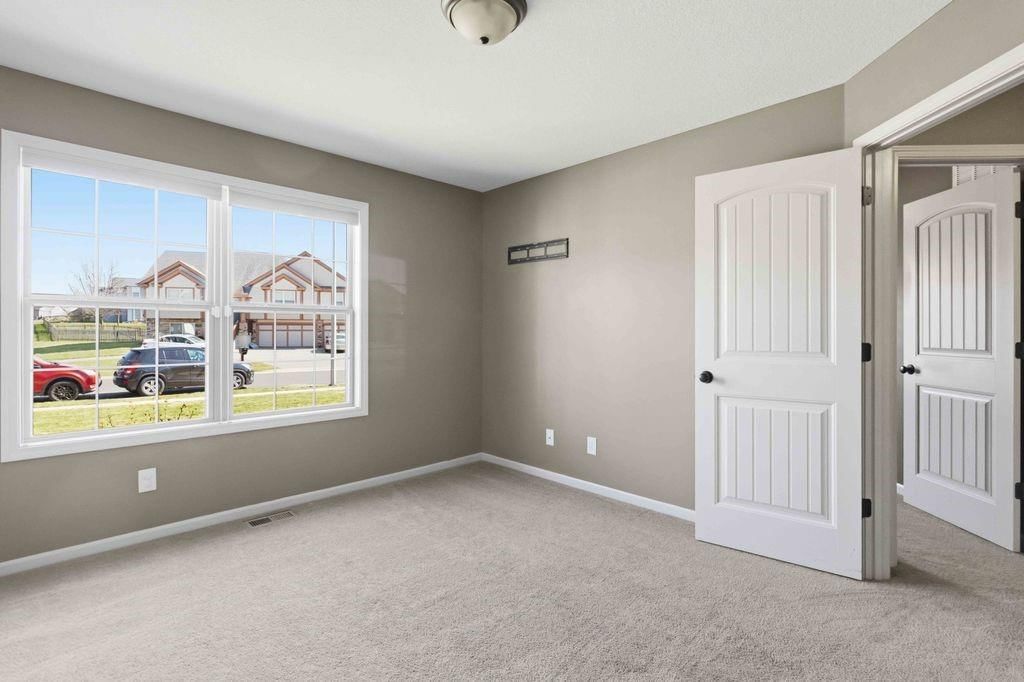11104 N Belleview Avenue — photo 16