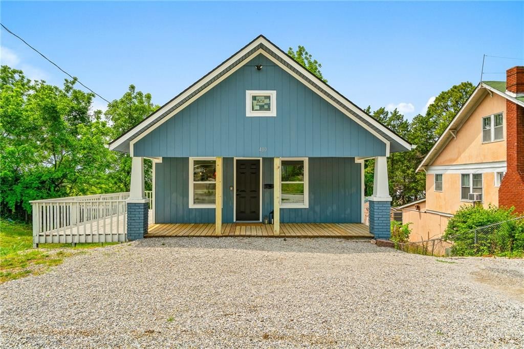 480 Donnelly Avenue — photo 1