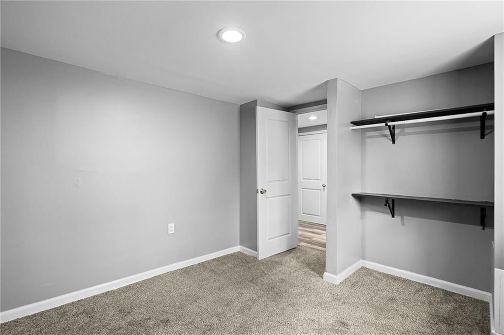 480 Donnelly Avenue — photo 16